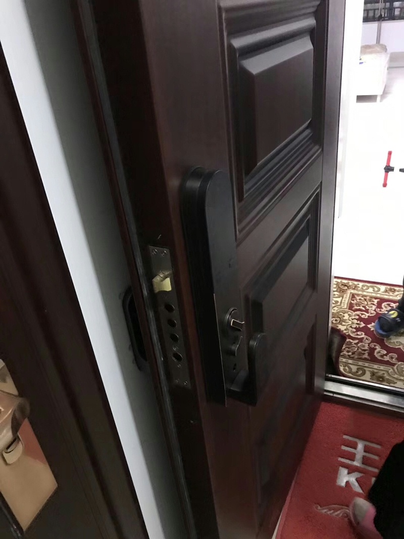 全自動(dòng)指紋鎖